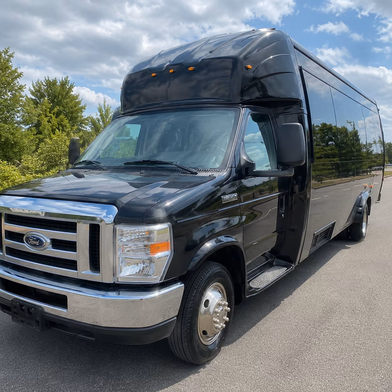 Rent a Bus to Madison Square Garden
