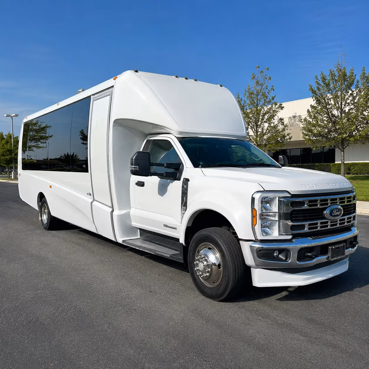 Manhattan Airport Shuttle & Transportation party bus exterior