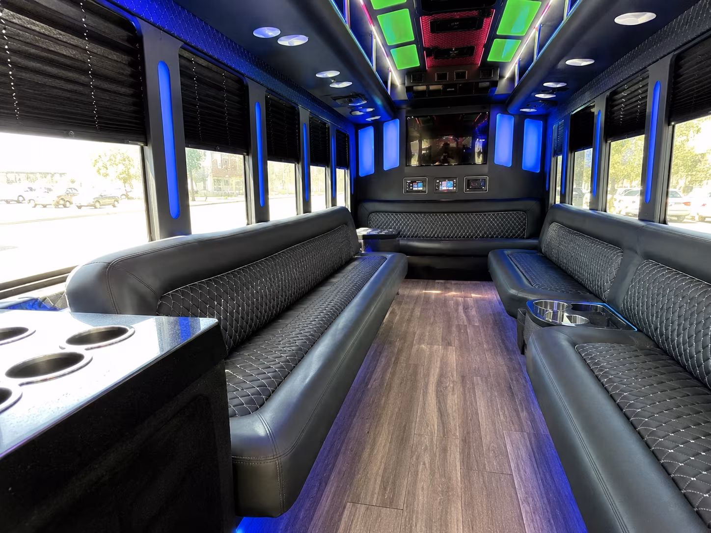 Manhattan Winery Tour & Pub Crawl Transportation party bus exterior